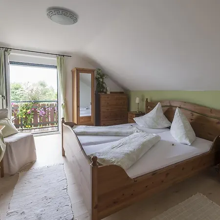 Privatzimmer Haring Kitzeck im Sausal Exterior foto