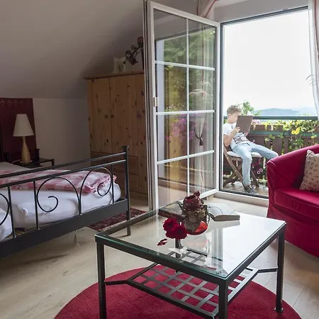 Privatzimmer Haring Kitzeck im Sausal Exterior foto